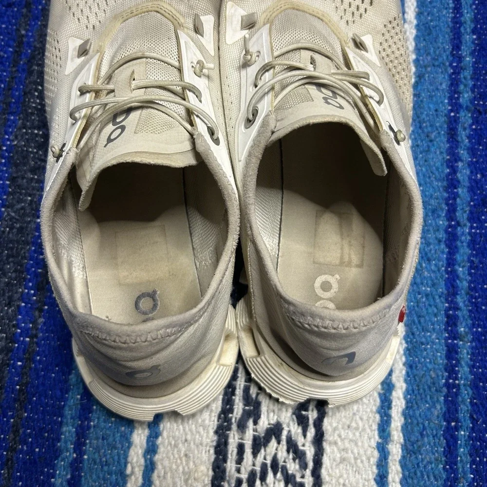 On Cloud 5 Coast Men Size US 8.5 White Running Athletic Sneakers